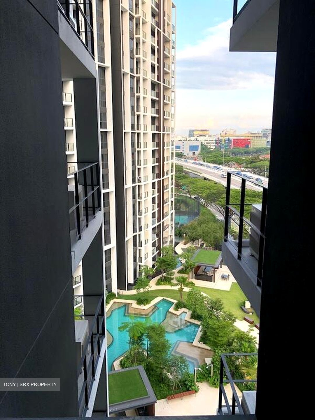 Botanique At Bartley (D19), Condominium #504621981